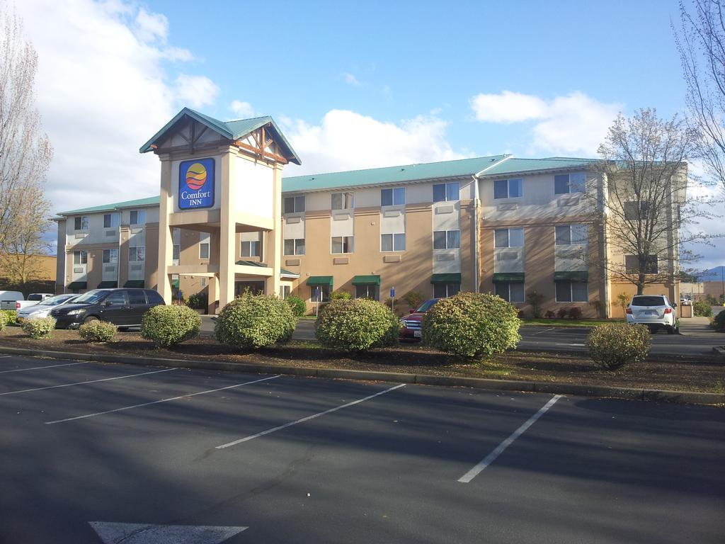 Comfort Inn Medford South Esterno foto